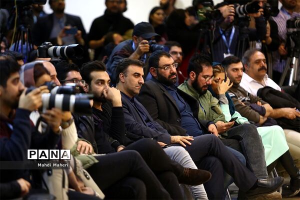 نشست‌های پرسش و پاسخ فیلم‌های هفتمین روز سی و هفتمین جشنواره فیلم فجر