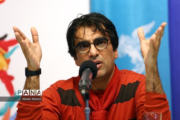 نشست‌های پرسش و پاسخ فیلم‌های هفتمین روز سی و هفتمین جشنواره فیلم فجر