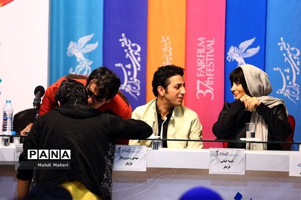 نشست‌های پرسش و پاسخ فیلم‌های هفتمین روز سی و هفتمین جشنواره فیلم فجر