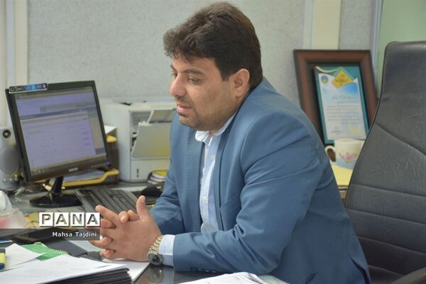 نشست نمایندگان مجلس دانش‌آموزی استان بوشهر