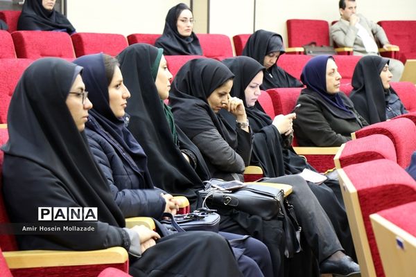 همایش رسانه‌نگاران انقلاب در ارومیه