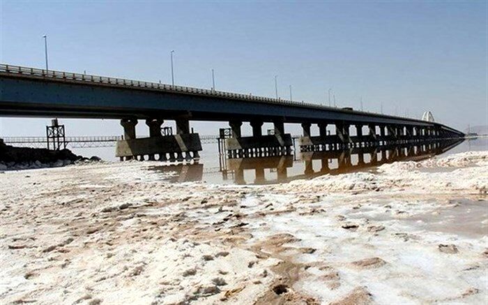 حجم آب دریاچه ارومیه 670 میلیون مترمکعب افزایش یافت