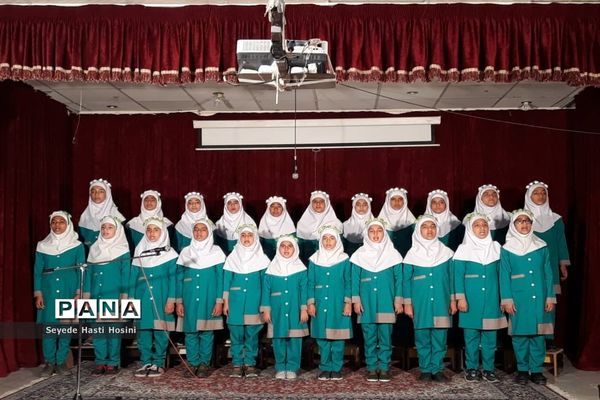 افتتاحیه سی و هفتمین دوره مسابقات سرود در گله‌دار