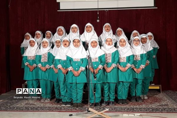 افتتاحیه سی و هفتمین دوره مسابقات سرود در گله‌دار