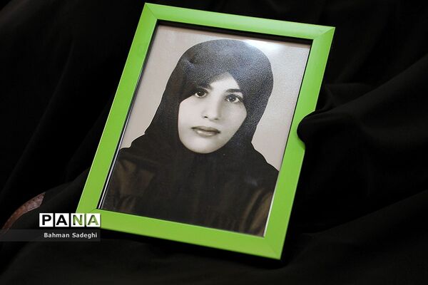 نشست خبری آغاز به کار دبیرخانه بازخوانی دهه ۶۰