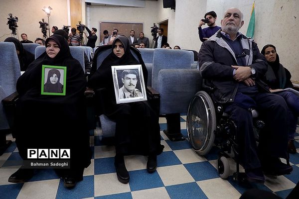 نشست خبری آغاز به کار دبیرخانه بازخوانی دهه ۶۰