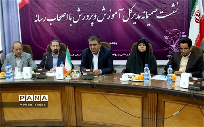 سازمان دانش آموزی ثمره انقلاب اسلامی است