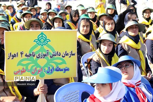 همایش ۷۰۰نفری یاوران انقلاب سازمان دانش‌آموزی ناحیه ۴ اهواز