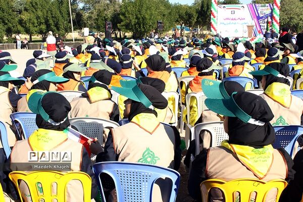 همایش ۷۰۰نفری یاوران انقلاب سازمان دانش‌آموزی ناحیه ۴ اهواز