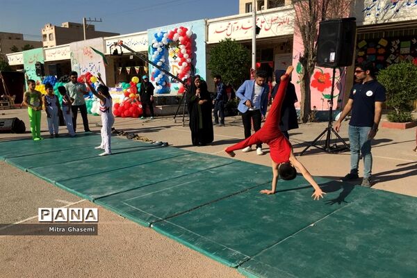 اختتامیه پنجمین المپیاد ورزشی درون مدرسه‌ای خوزستان در مدرسه دخترانه مهشاد شیرازی ناحیه ۴ اهواز