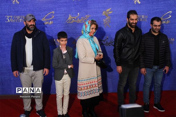 در حاشیه هشتمین روز سی و هفتمین جشنواره فیلم فجر