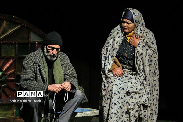 تئاتر «روزهای بی قوام» در ارومیه