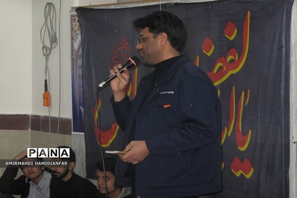 برگزاری مراسم عزاداری هنرجویان هنرستان خلیج فارس به‌مناسبت شهادت حضرت زهرا (س)