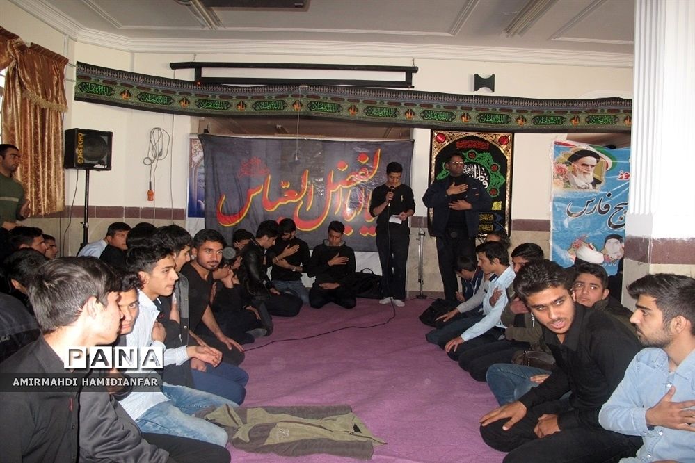 برگزاری مراسم عزاداری هنرجویان هنرستان خلیج فارس به‌مناسبت شهادت حضرت زهرا (س)