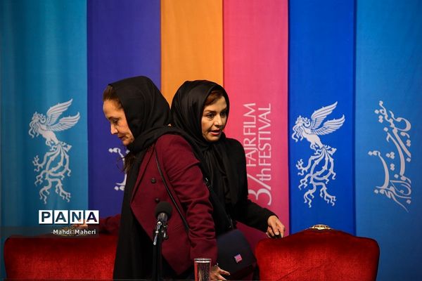 نشست‌های پرسش و پاسخ فیلم‌های  هشتمین روز سی و هفتمین جشنواره فیلم فجر