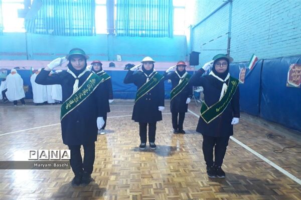 برگزاری همایش یاوران انقلاب در ورامین
