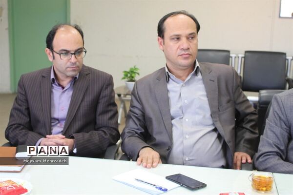 جلسه شورای برنامه‌ریزی سازمان دانش‌آموزی استان بوشهر