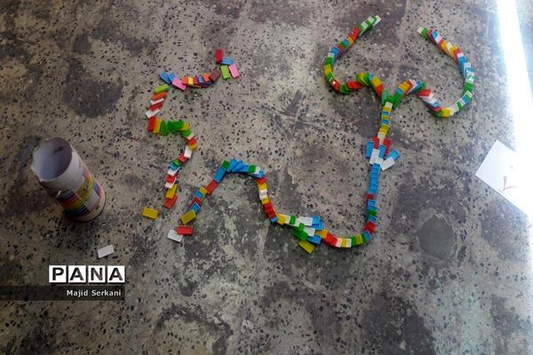 بازدید رئیس سازمان دانش‌آموزی استان همدان از تمرین سرود 1357 نفری در مدارس