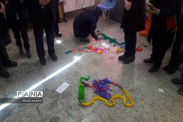 بازدید رئیس سازمان دانش‌آموزی استان همدان از تمرین سرود 1357 نفری در مدارس