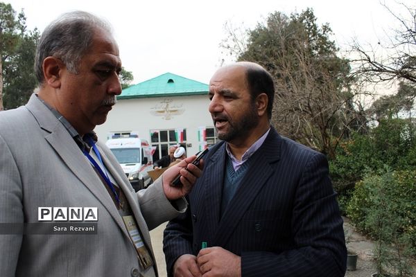 مراسم عطرافشانی و گلباران مزارشهدای ادیان توحیدی