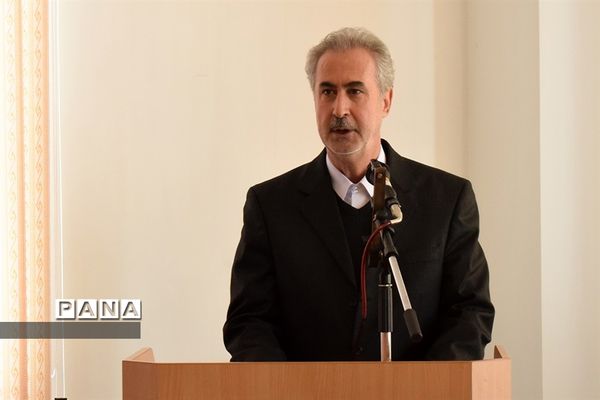 افتتاح و کلنگ‌زنی چند پروژه عمرانی توسط وزیر صنعت معدن و تجارت در ورزقان