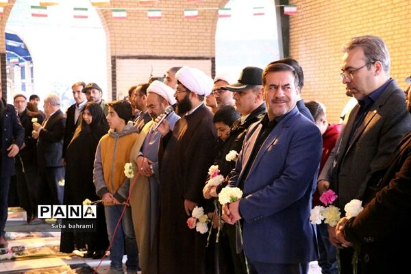برگزاری مراسم عطرافشانی قبور شهدا در شهرقدس