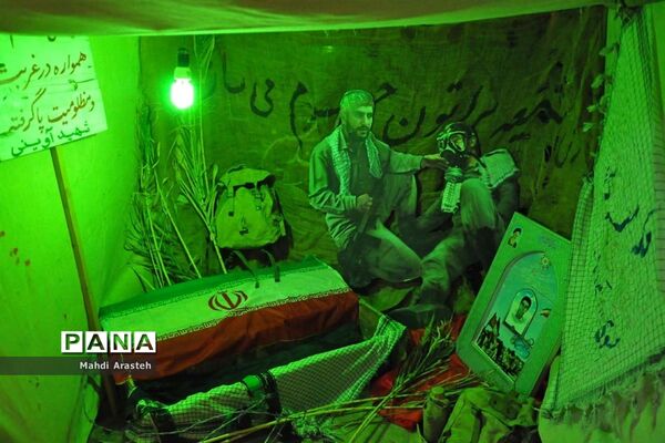 نمایشگاه شهدای جومیان درشهرستان خوسف