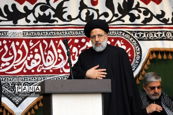 اجتماع بزرگ هیئت‌‌های عاشورای فاطمی در میدان هفت تیر