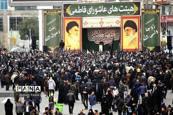 اجتماع بزرگ هیئت‌‌های عاشورای فاطمی در میدان هفت تیر