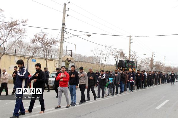 دسته‌ عزاداری هیئت رهروان شهدا به‌مناسبت ایام فاطمیه