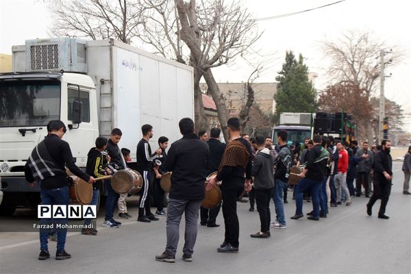 دسته‌ عزاداری هیئت رهروان شهدا به‌مناسبت ایام فاطمیه