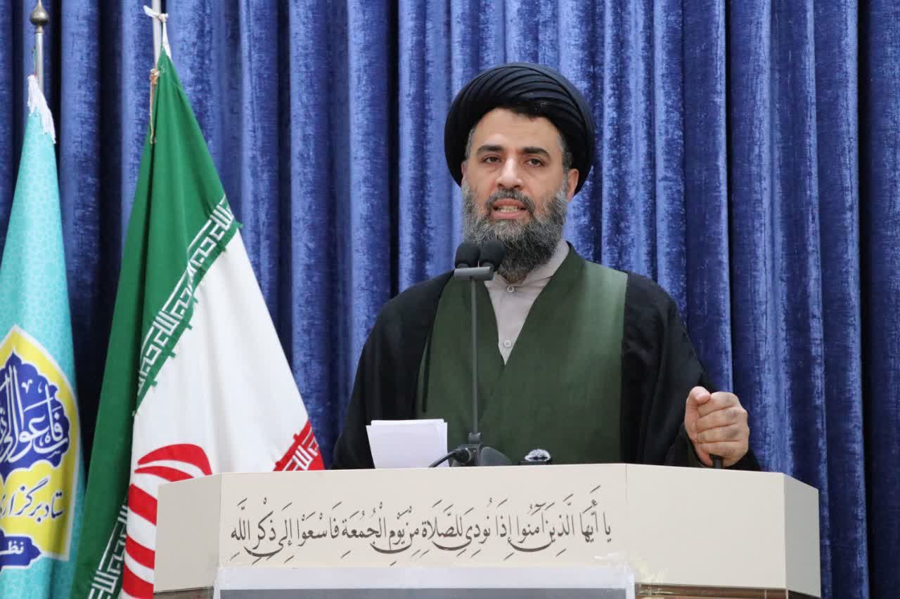 کلید حل مشکلات زندگی تقوا است