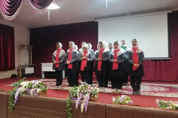 جشنواره دانش‌آموزی سرود در هنرستان سعادت پردیس 