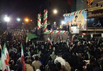 ملایر غرق در نور رضوی