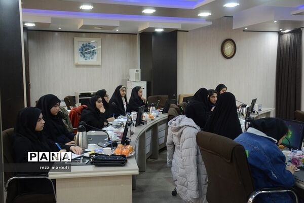 دومین نشست نمایندگان نهمین دوره مجلس دانش‌آموزی قطب دو کشور در ارومیه 3