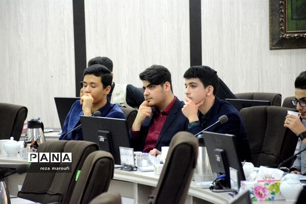 دومین نشست نمایندگان نهمین دوره مجلس دانش‌آموزی قطب دو کشور در ارومیه 3