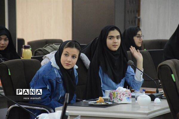 دومین نشست نمایندگان نهمین دوره مجلس دانش‌آموزی قطب دو کشور در ارومیه 3