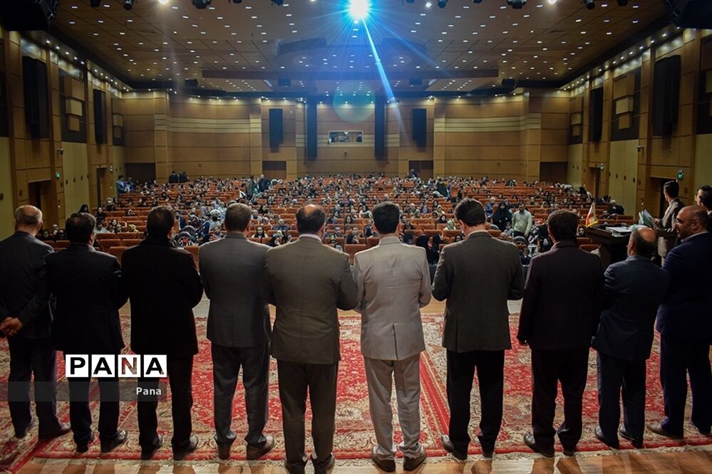 جشن انقلاب ویژه کارکنان ستادی آموزش و پرورش آذربایجان شرقی