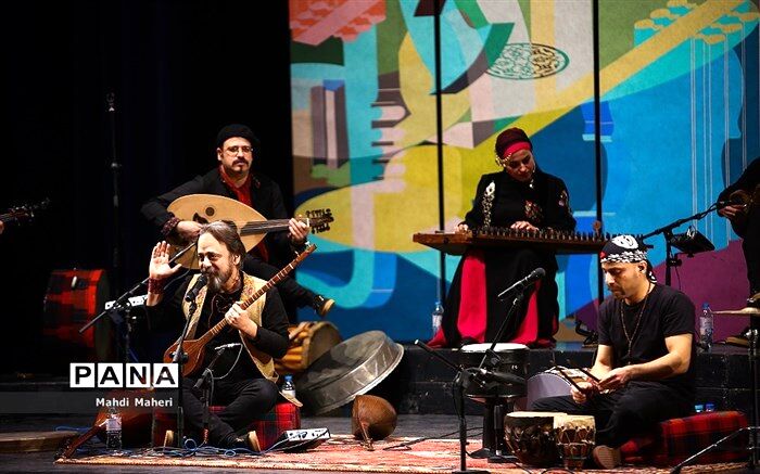 چهارمین روز جشنواره موسیقی فجر با تک نوازی رافائل میناسکانیان