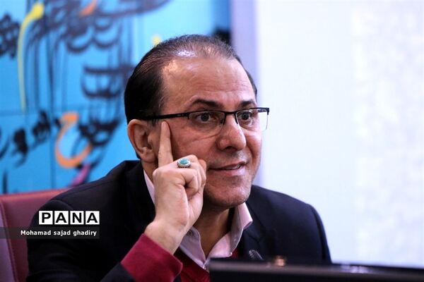 دومین نشست قطبی نهمین دوره مجلس دانش‌آموزی