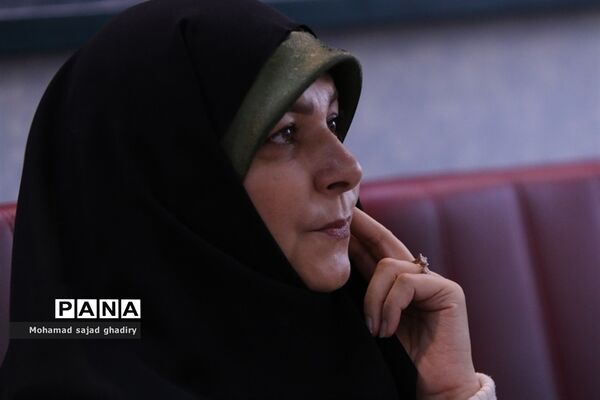 دومین نشست قطبی نهمین دوره مجلس دانش‌آموزی