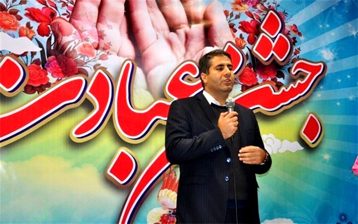 مدیر آموزش وپرورش شهریار: جشن عبادت چراغ هدایتی برای قرارگرفتن در مسیر ائمه اطهار (ع) است