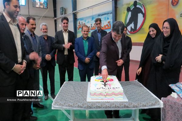 اختتامیه پنجمین دوره المپیاد ورزشی درون مدرسه‌ای به میزبانی دبیرستان دکتر شاهی ناحیه یک یزد