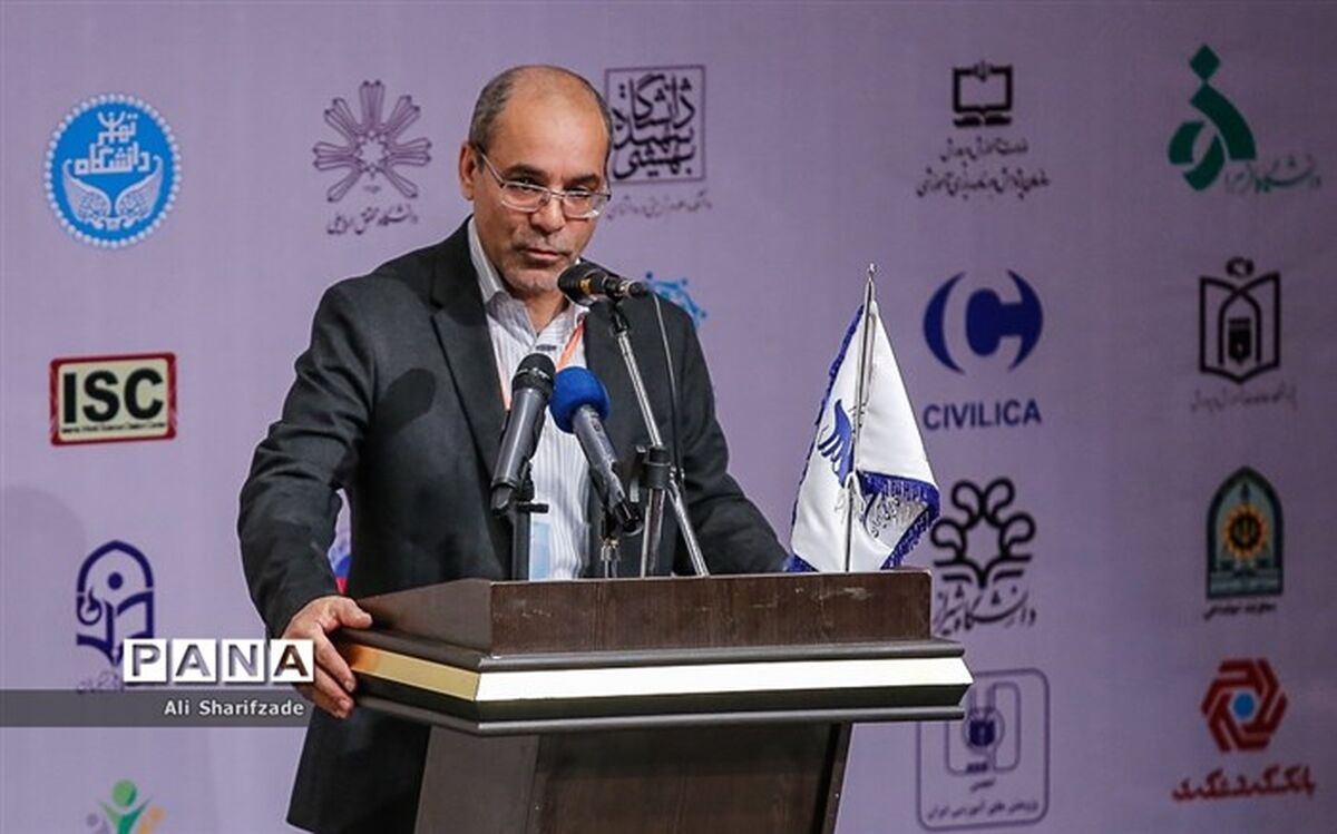 رئیس انجمن علمی روان‌شناسی تربیتی: آدم‌های باهوش بیشتر دچار استدلال غلط می‌شوند، آدم خردمند تربیت کنیم