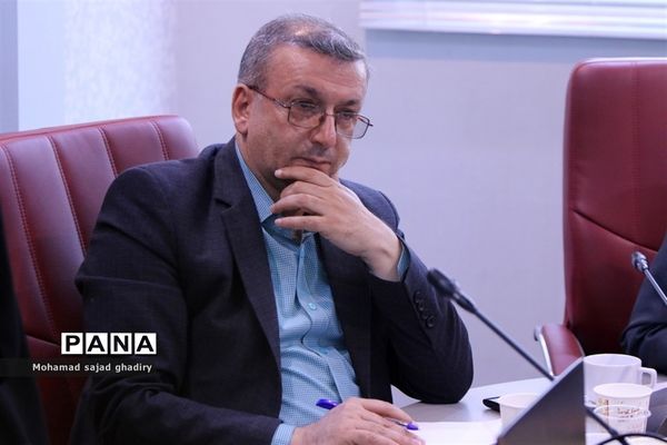 دومین نشست قطبی نهمین دوره مجلس دانش‌آموزی-2