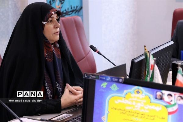 دومین نشست قطبی نهمین دوره مجلس دانش‌آموزی-2