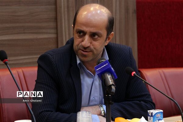 نشست قائم مقام وزیر با مدیرکل و مسئولان آموزش و پرورش شهرستان‌های تهران