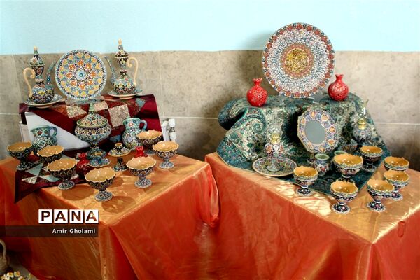 نمایشگاه دستاوردهای بزرگ دستان کوچک