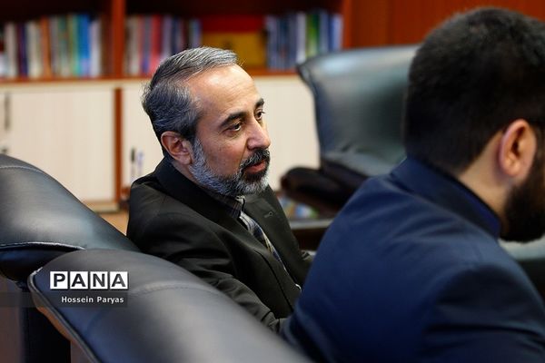 دیدار رامبد جوان با وزیر آموزش و پرورش