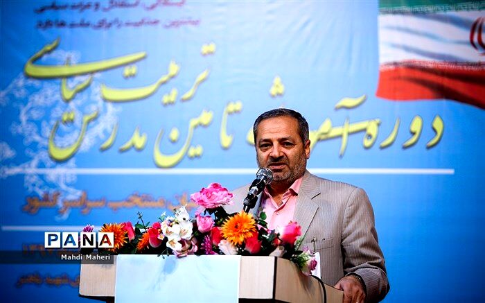 کاظمی: باید شبکه تربیت سیاسی طراحی کنیم